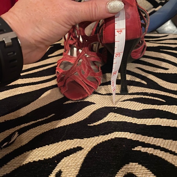 Calvin Klein Womens Nixee Size 7 red EStrappy Heels - Picture 6 of 10